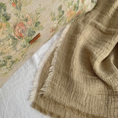 Plaid Arrugado Bennevis Verde bronce 140x250 de Lino